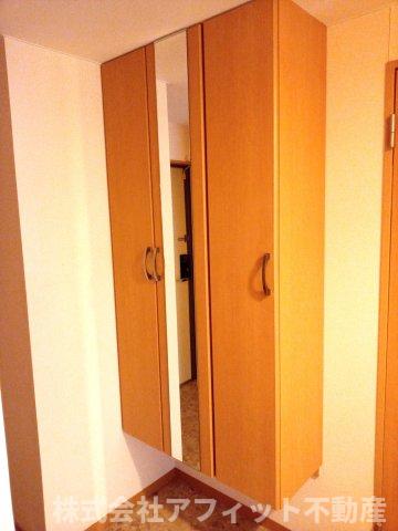 玄関　シューズボックス付き※イメージです