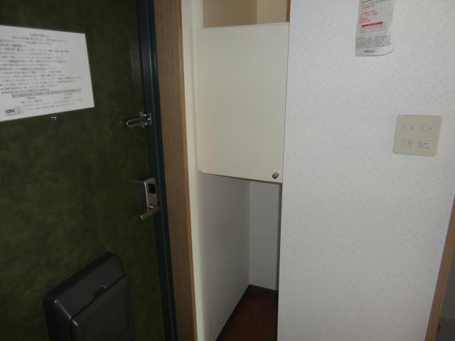 玄関　※別室、参考写真