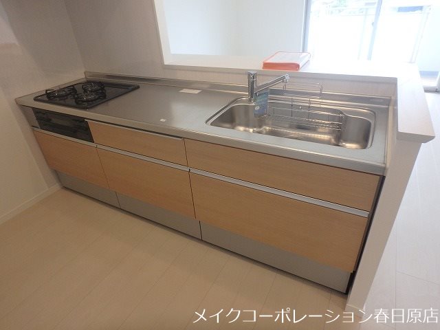 キッチン　写真は同型タイプ