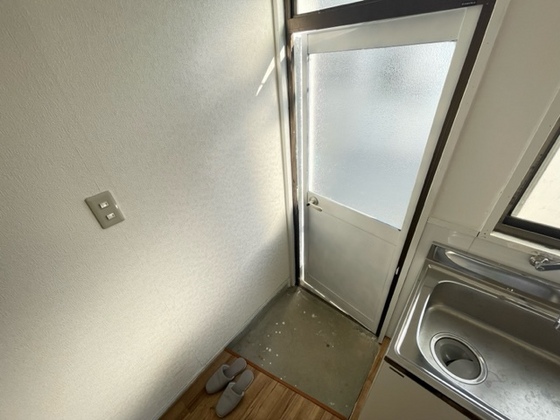 玄関　※別部屋の写真を使用しています。