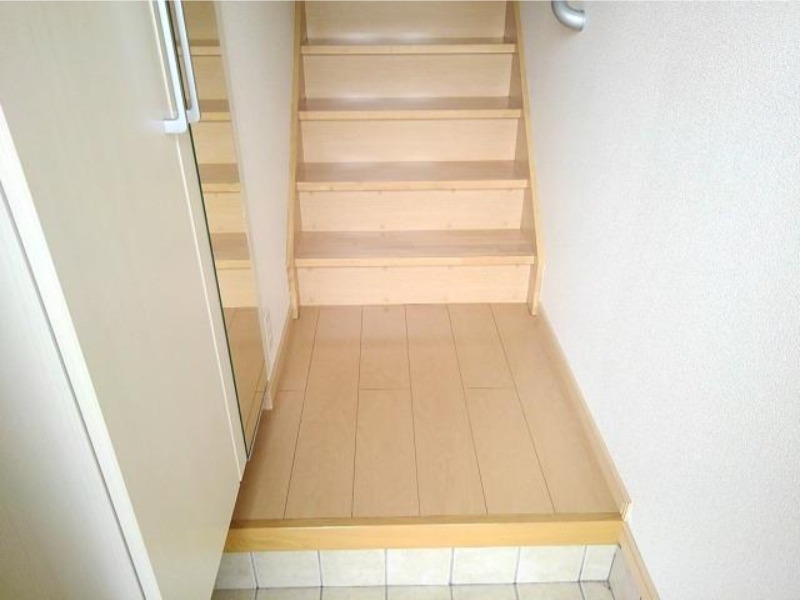 玄関　図面と現状に相違がある場合には現状を優先