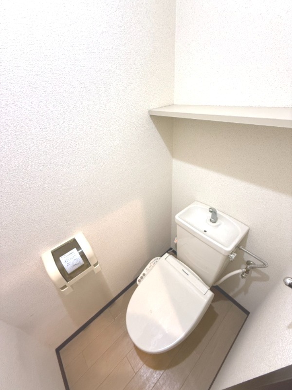 トイレ　※別部屋参照