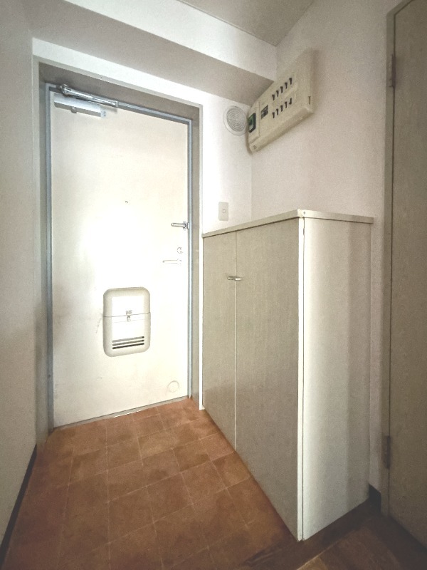 玄関　※別部屋参照