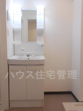 洗面設備　洗髪洗面化粧台