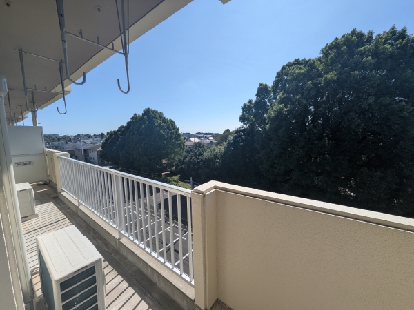 バルコニー　※同間取り他部屋の写真になります。