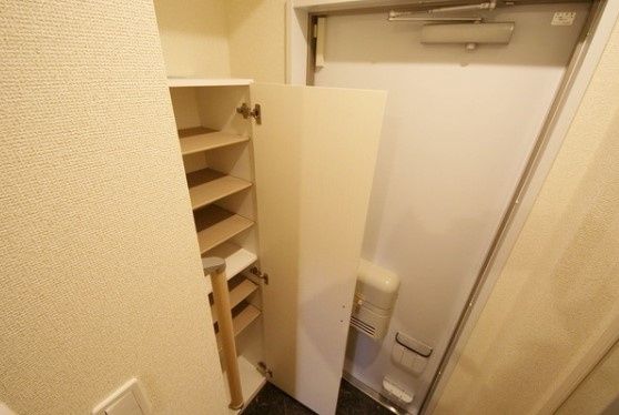 玄関　別部屋参照