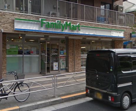 コンビニ　ファミリーマート高輪一丁目店（コンビニ）まで255m