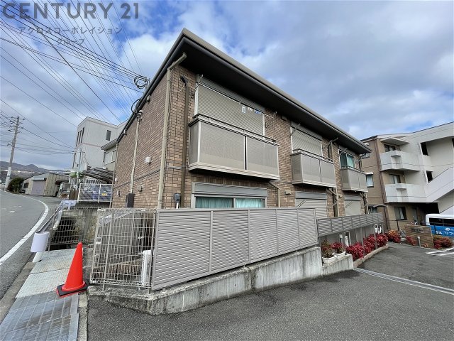 建物外観　住居者専用のごみ置き場あります！