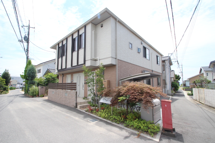 建物外観　Nスタイルホームにお任せ下さい♪