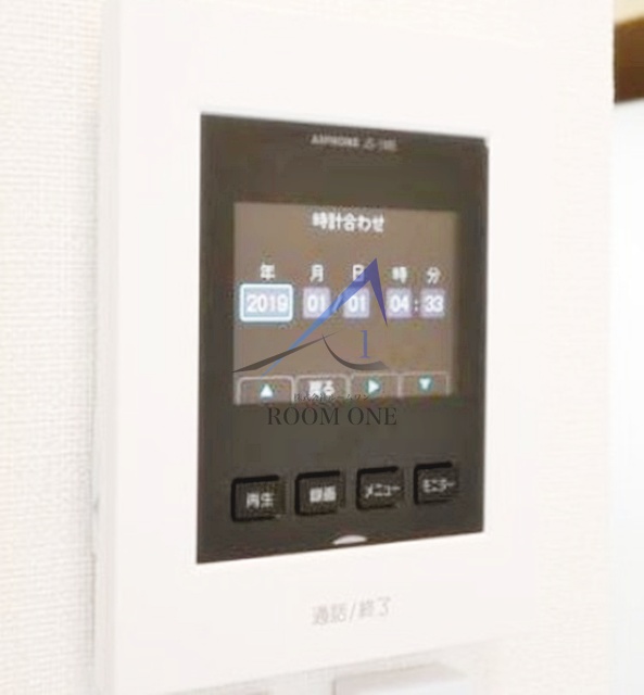 セキュリティ　モニター付きインターホンです。