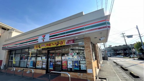 コンビニ　セブンイレブン 沼津大岡北店（コンビニ）まで288m