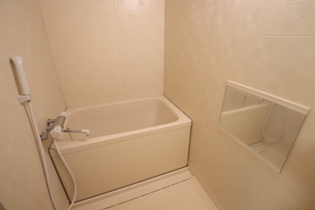 バス・シャワールーム　※別室の参考写真の為、現況優先です。
