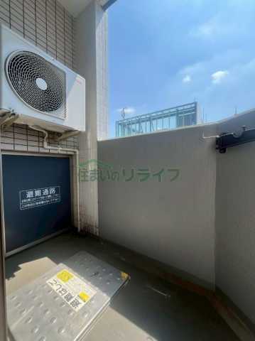 バルコニー　カスタリア新宿