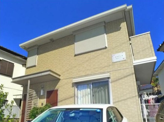 建物外観　２０１２年築