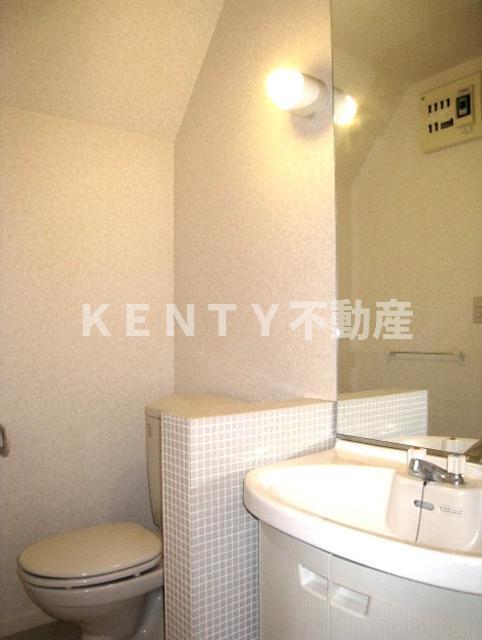 トイレ　シンプルで使いやすいトイレです