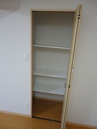 その他　収納が各部屋にあります