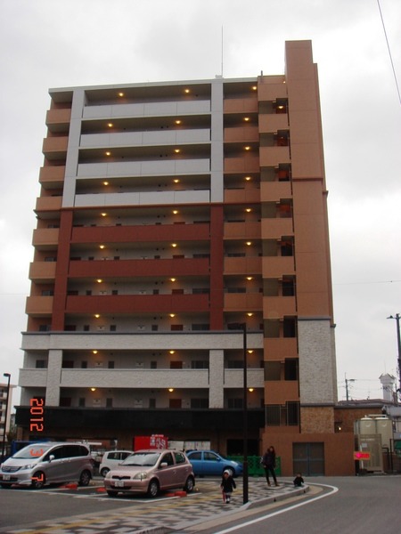 建物外観　存在感のある外観です