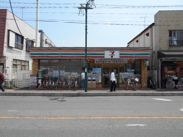 コンビニ　セブンイレブン武里駅西口店（コンビニ）まで412m