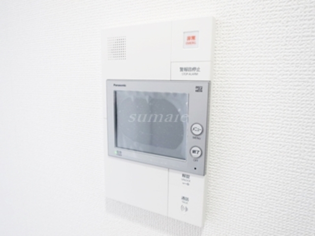 セキュリティ　モニター付きインターホン完備です☆