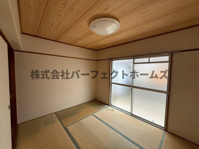 居室・リビング　ゆったりとくつろげる和室です