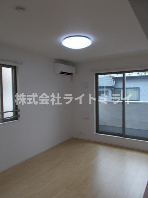 居室・リビング　?