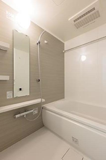 バス・シャワールーム　※写真は同タイプ住戸です。