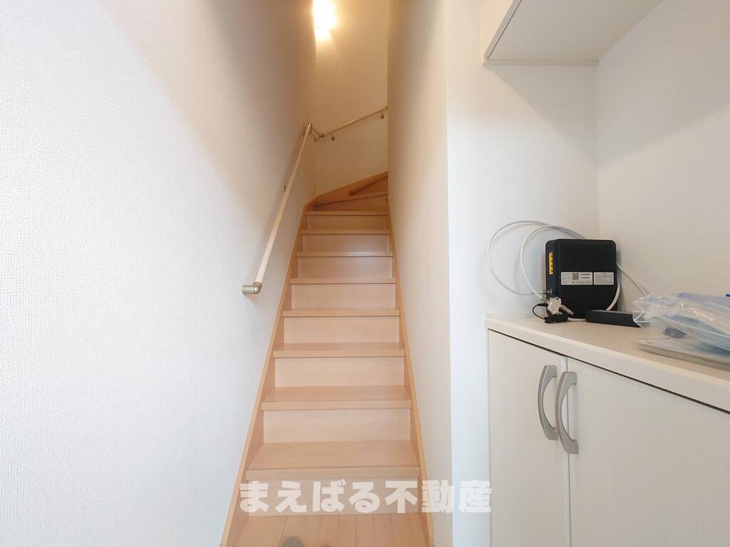 玄関　1階が玄関の内階段タイプ