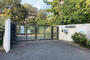 中学校　港区立高松中学校（中学校）まで775m