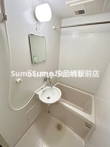 バス・シャワールーム　日々の疲れを癒すお風呂付です