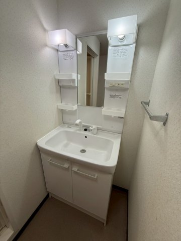 洗面設備　詳細は、RISUMO江坂本店までお問合せください♪