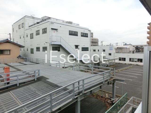眺望　住宅街に立地しております。