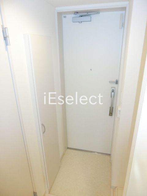 玄関　シューズBOX付の玄関