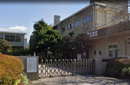 小学校　出水小学校（小学校）まで540m