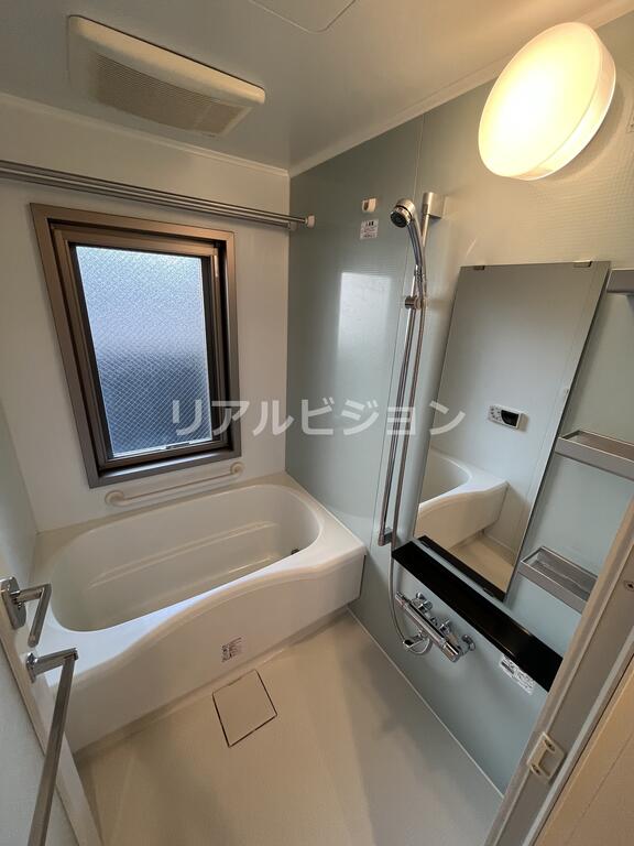 バス・シャワールーム　別部屋参考写真
