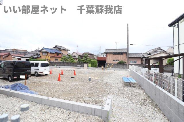 駐車場　駐車場があるので、車を買う予定の方も安心です