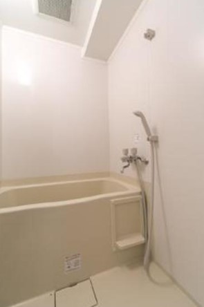 バス・シャワールーム　バス※別部屋参考写真