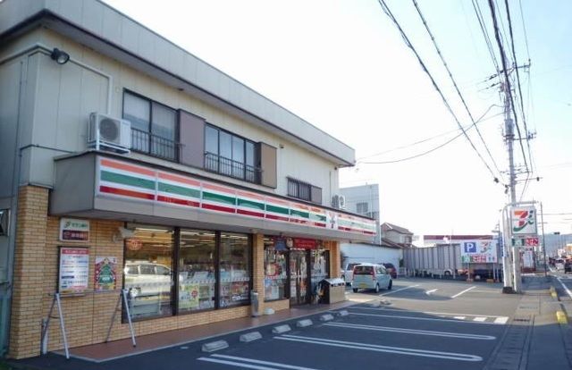 コンビニ　セブンイレブン大仁店（コンビニ）まで400m