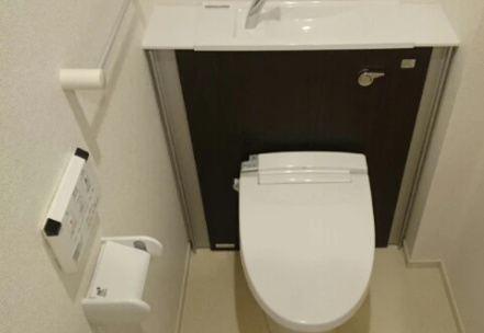 トイレ　エタニティヨコハマ