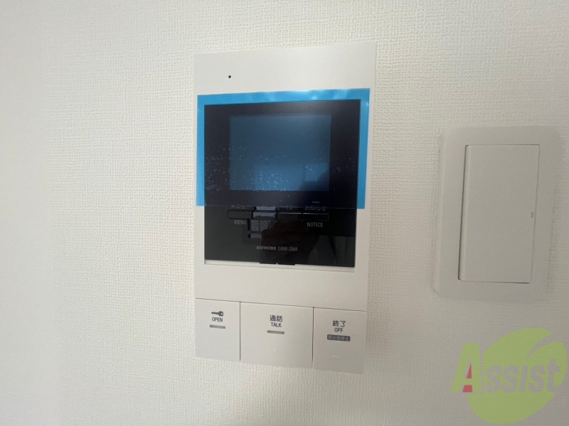 セキュリティ　ＴＶモニター付インターホンです。来客者の顔が見えるので安心！