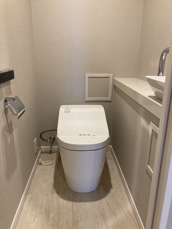 トイレ　別タイプ部屋　参考写真です