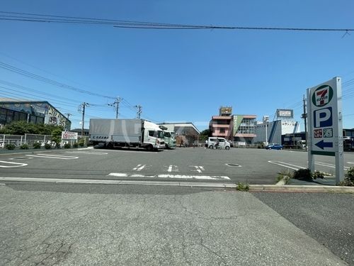 コンビニ　セブン-イレブン さいたま大宮市場前店（コンビニ）まで1296m