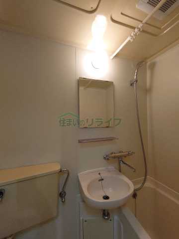 洗面設備　別部屋同タイプ部屋の参考写真となります。