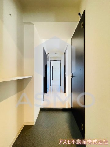 玄関　※同物件　別間取り　参考写真