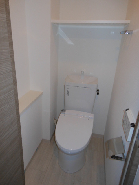 トイレ　落ち着いたトイレです