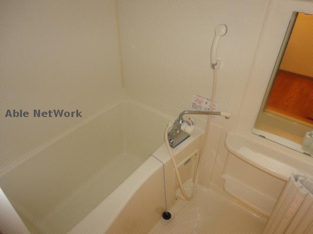 バス・シャワールーム　※同物件別部屋の写真となります。
