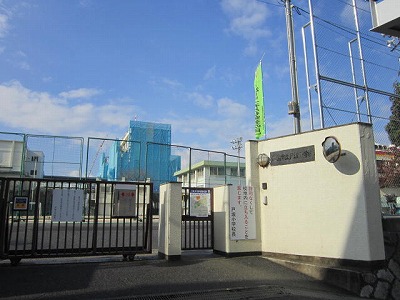 小学校　広島市立戸坂小学校（小学校）まで368m