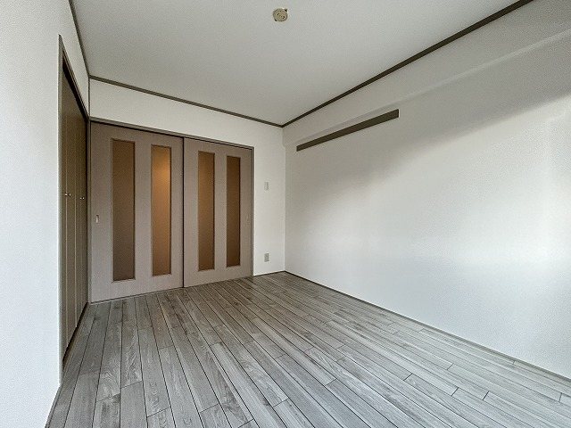 居室・リビング　同マンション別部屋