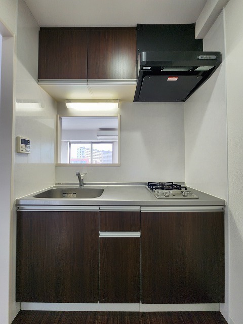 キッチン　※同タイプ別部屋の写真です。