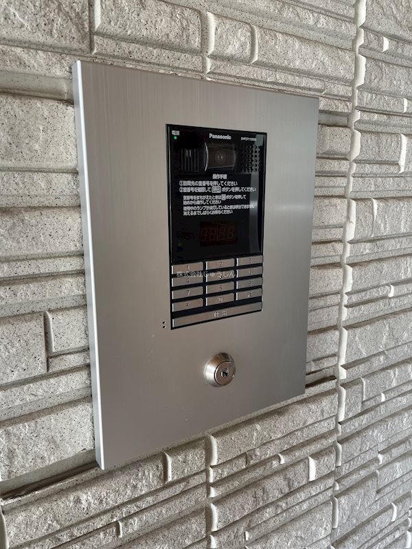 セキュリティ　オートロック完備♪【ヴェルドミール】