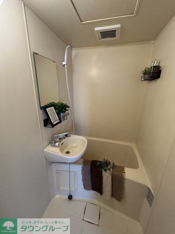 バス・シャワールーム　別部屋写真参考